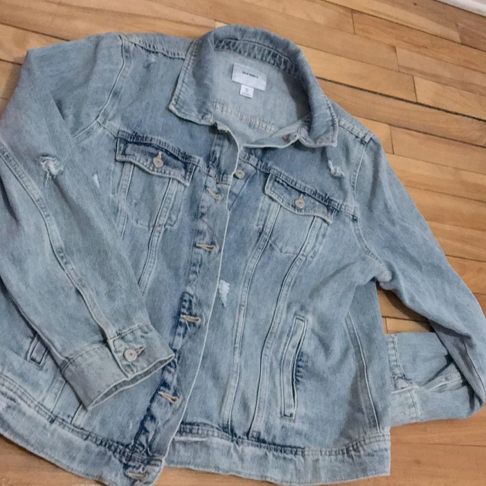 COPY - I am selling a Jean jacket